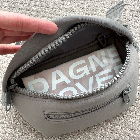 Dagne Dover Ace Neoprene Water Resistant Belt Bag Fanny Pack SAGE - Picture 5 of 11